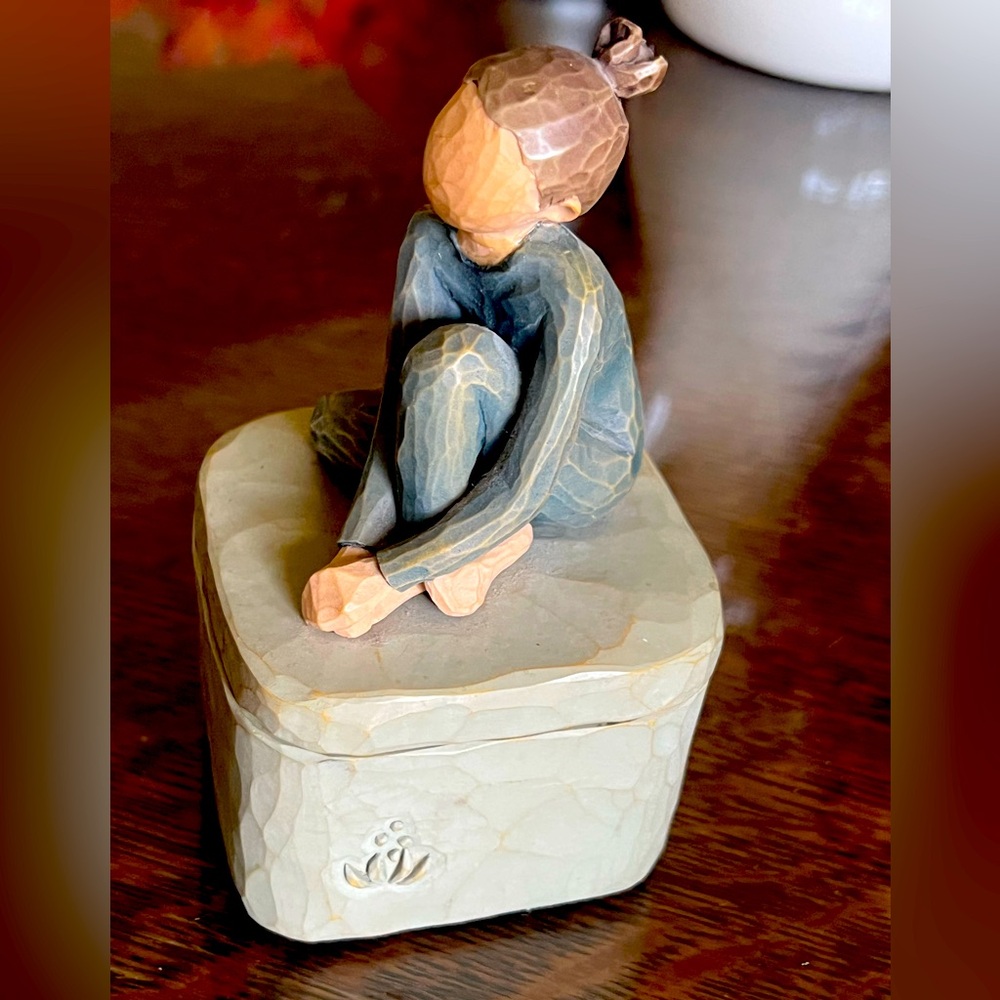 2005 Willow Tree The Dancer Trinket Box Demdaco